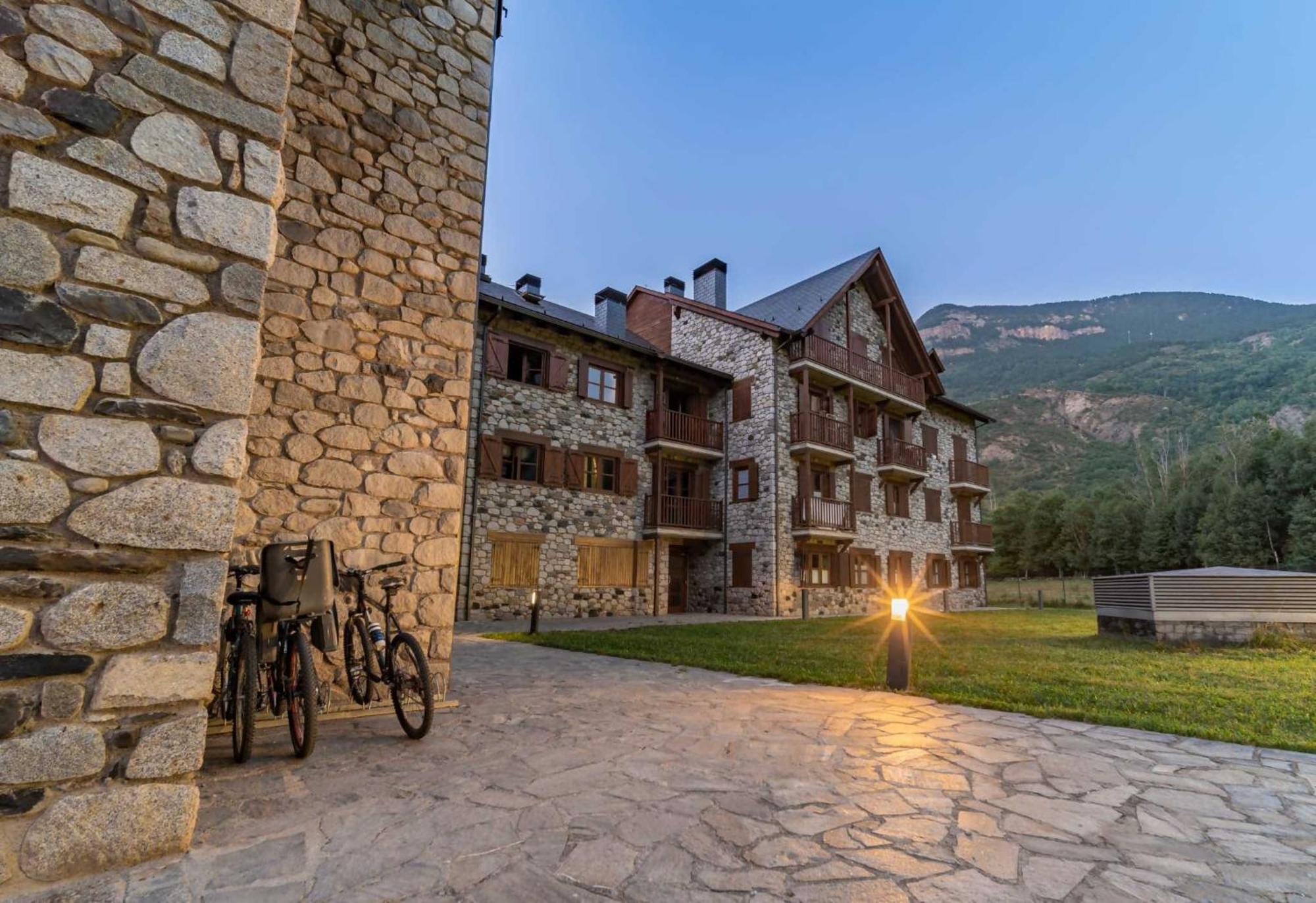 Loira Casa Sanchines Duplex De Lujo En Benasque Apartman Kültér fotó