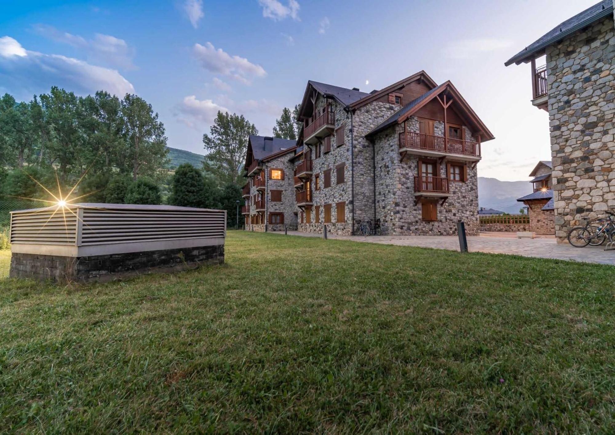 Loira Casa Sanchines Duplex De Lujo En Benasque Apartman Kültér fotó