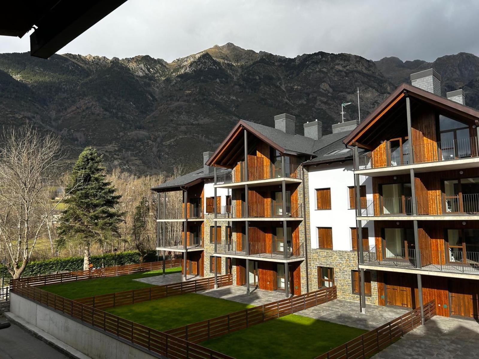 Loira Casa Sanchines Duplex De Lujo En Benasque Apartman Kültér fotó